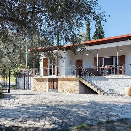 Martin's & Elena's House 4* Ypsos