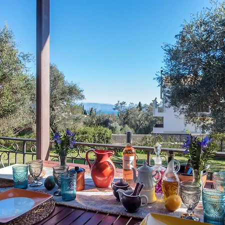Martin's & Elena's House Hotel 4*